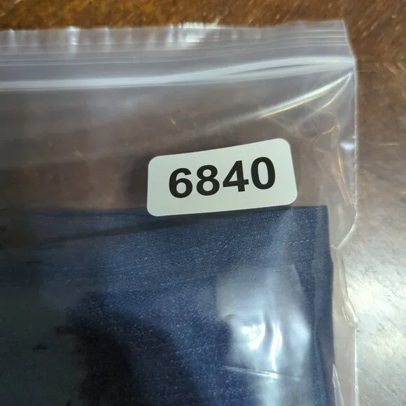 Judy Blue Jean Shorts Women's M Blue Denim Cuffed - Picture 9 of 9